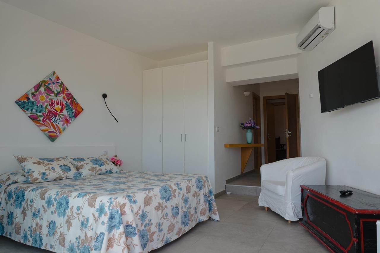 Rooms, Affittacamere Maksim Гольфо-Аранчи Экстерьер фото